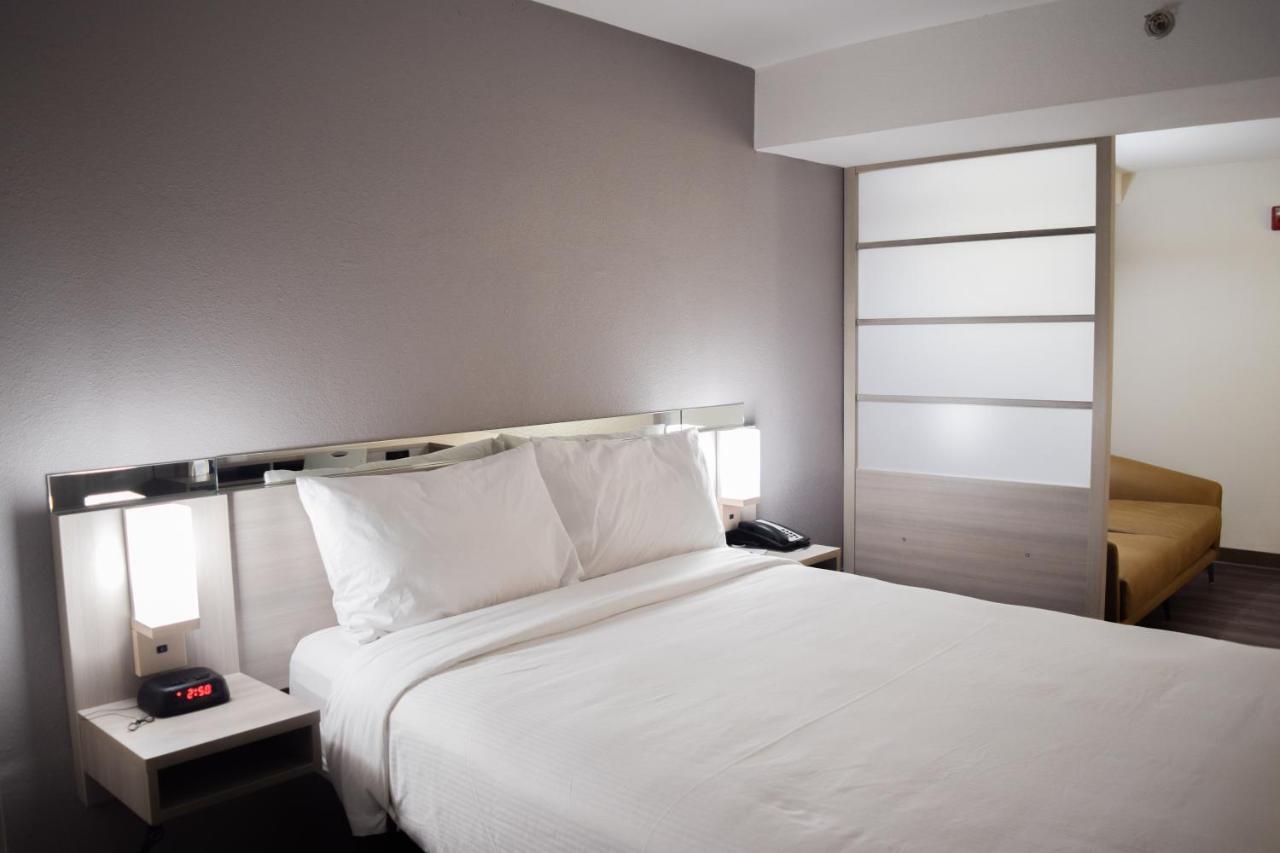 Travelers Inn And Suites Raleigh Zewnętrze zdjęcie